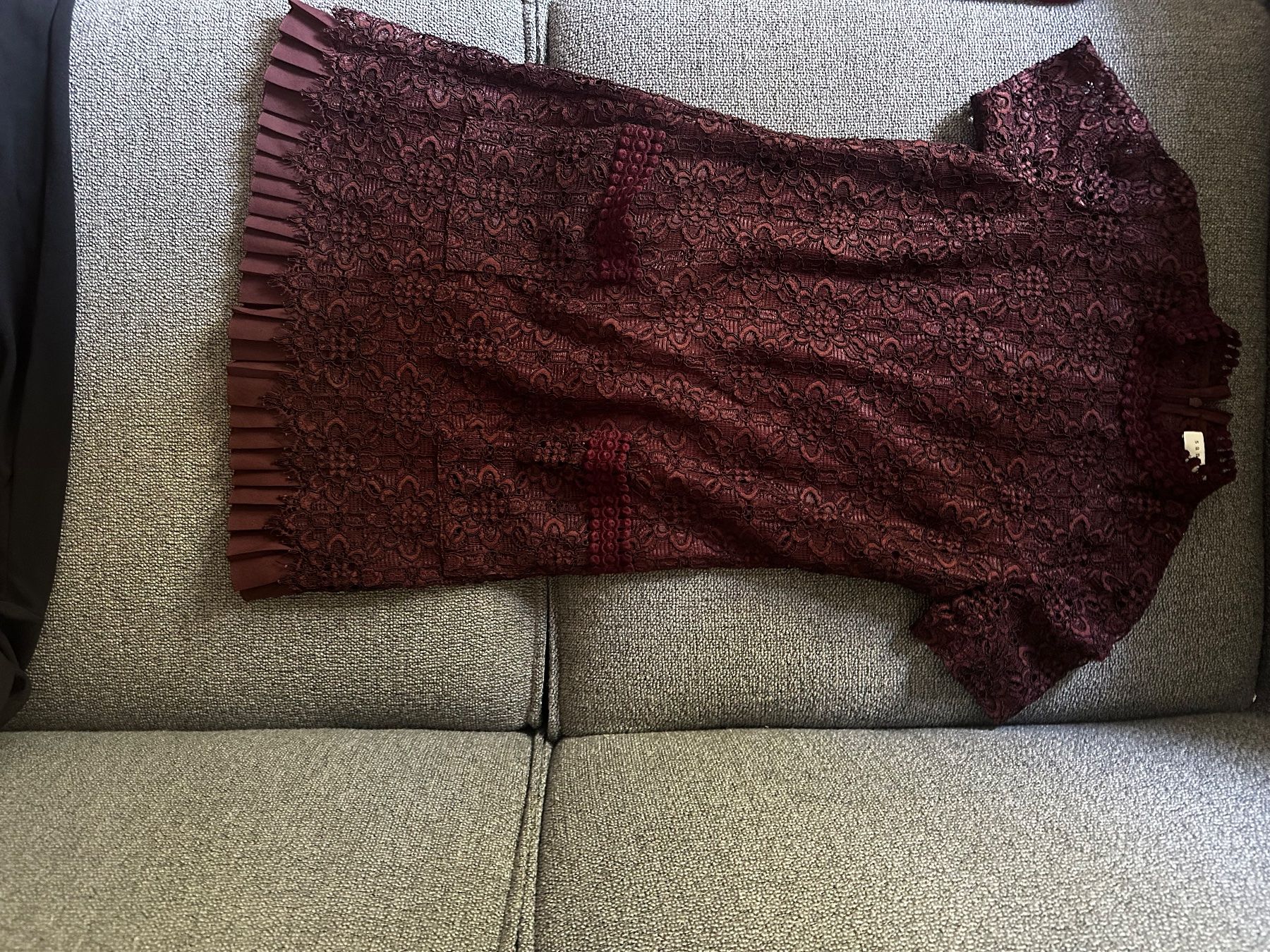 Sezane Vestiti: Kleid Sezane Gr. 34. einmal getragen – Usato da Basel venduto da ln__9jzd