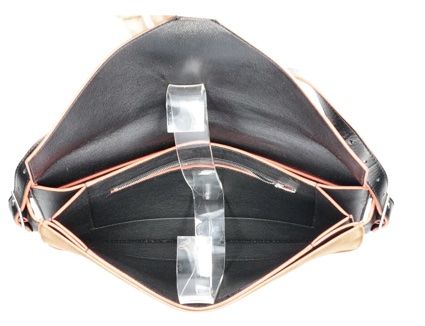 Celine Taschen für Damen: NEUE - CELINE Diamond Envelope Tricolor Bag – Neu und originalverpackt aus Zurich von MX1000 7