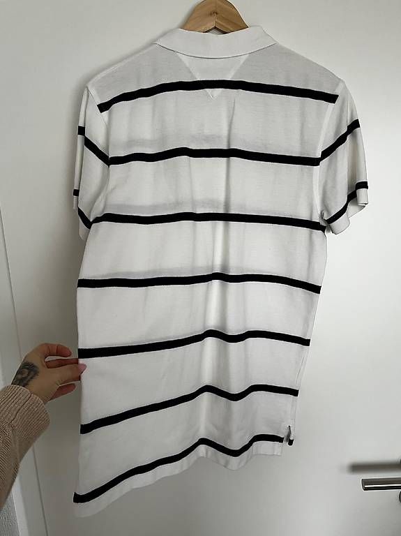 Magliette Polo: Hilfiger Poloshirt, neu, Gr. M – Usato da Beinwil am See venduto da iva_79lr 2