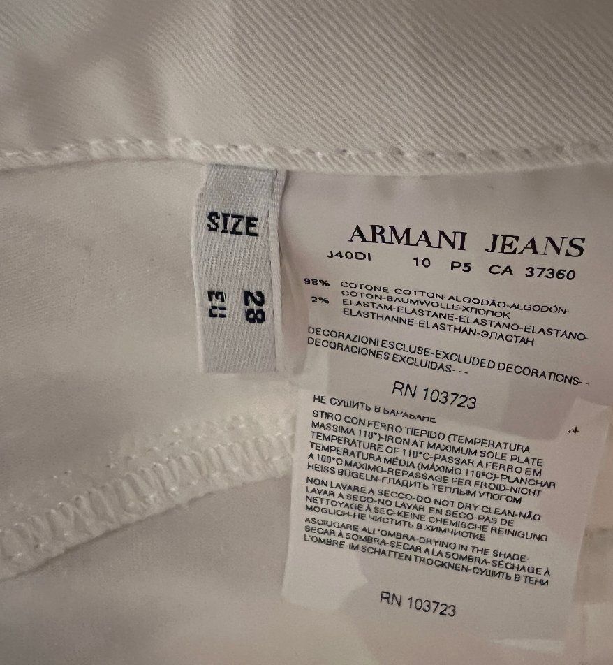 Armani Jeans: Jeans Armani - 28 – Usato da St-Sulpice VD venduto da juhdu 9