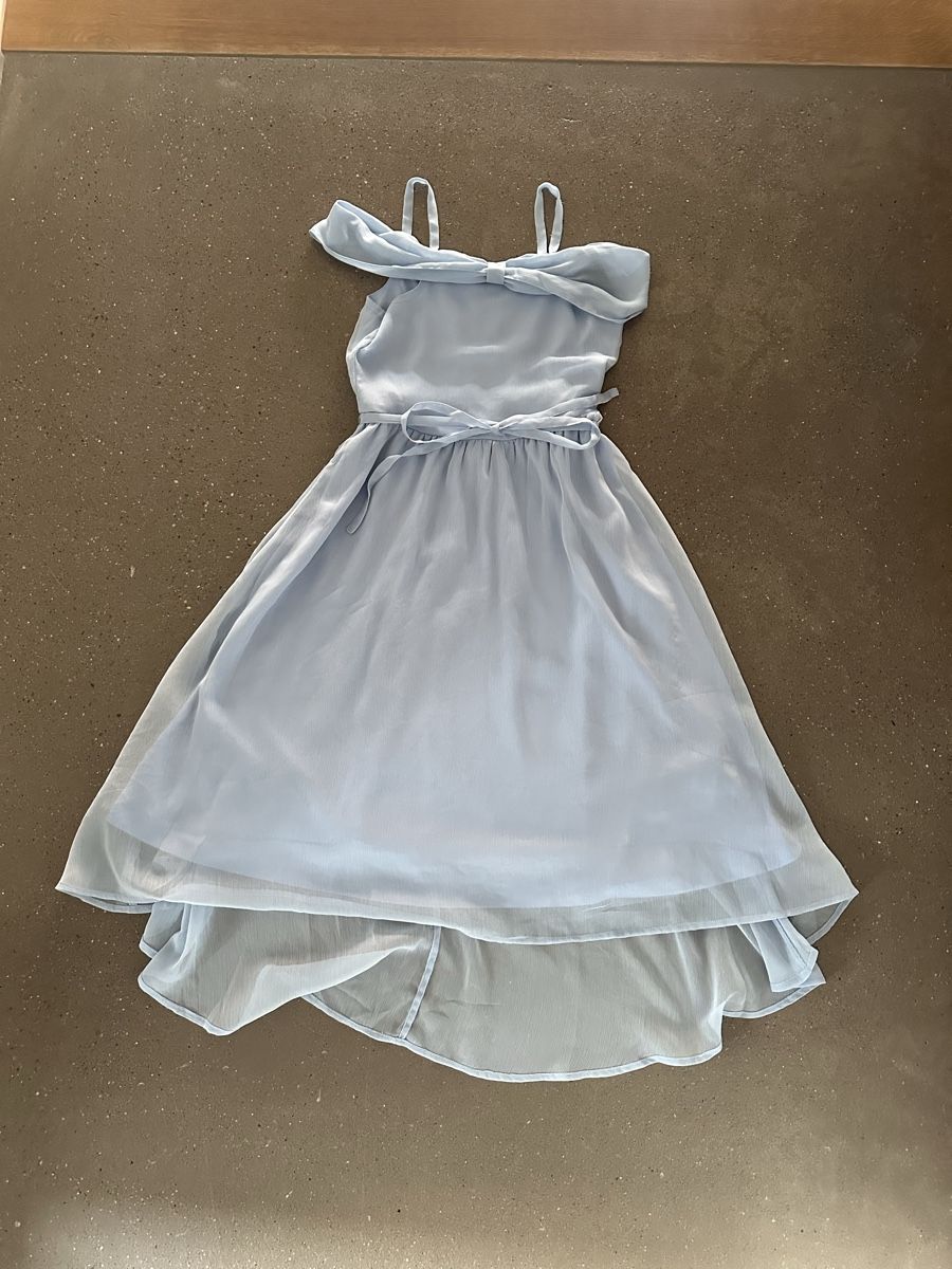 Vestiti & Gonne: Schönes Kleid von Lipsy – Nuovo (secondo la descrizione) da Unterstammheim venduto da Avril13