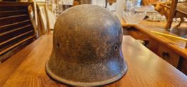 DEUTSCHER HELM AUS DEM ZWEITEN WELTKRIEG