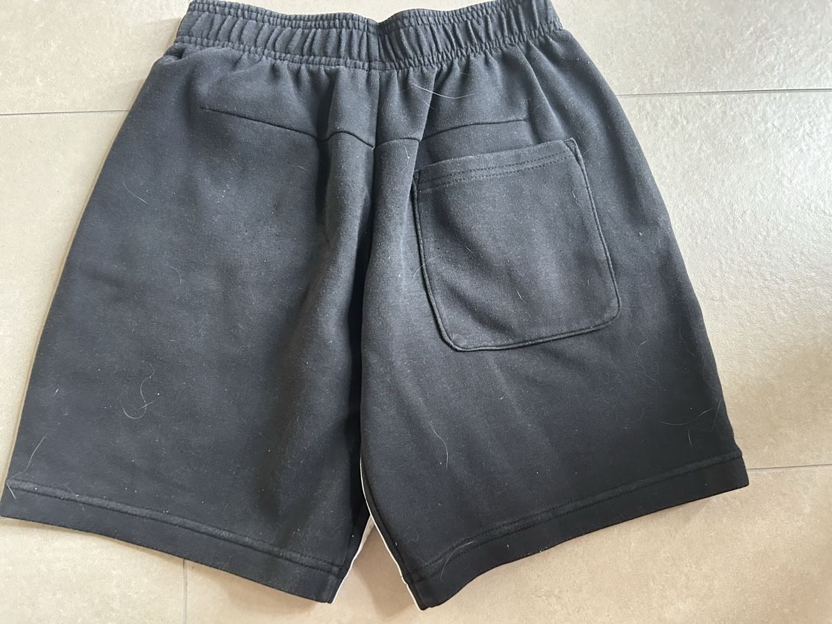 Adidas Hosen: Shorts Adidas noir – Gebraucht aus Founex von etswang 1