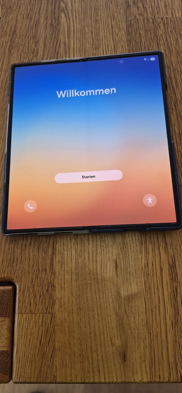 Samsung Telefoni cellulari / Smartphones: Samsung Galaxy ZFold6 – Usato da Wattwil venduto da Pjolanda