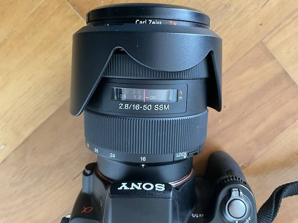 Fotocamera: Sony Alpha 55 mit 7 Objektiven – Usato da Schmitten FR venduto da Chili58 4