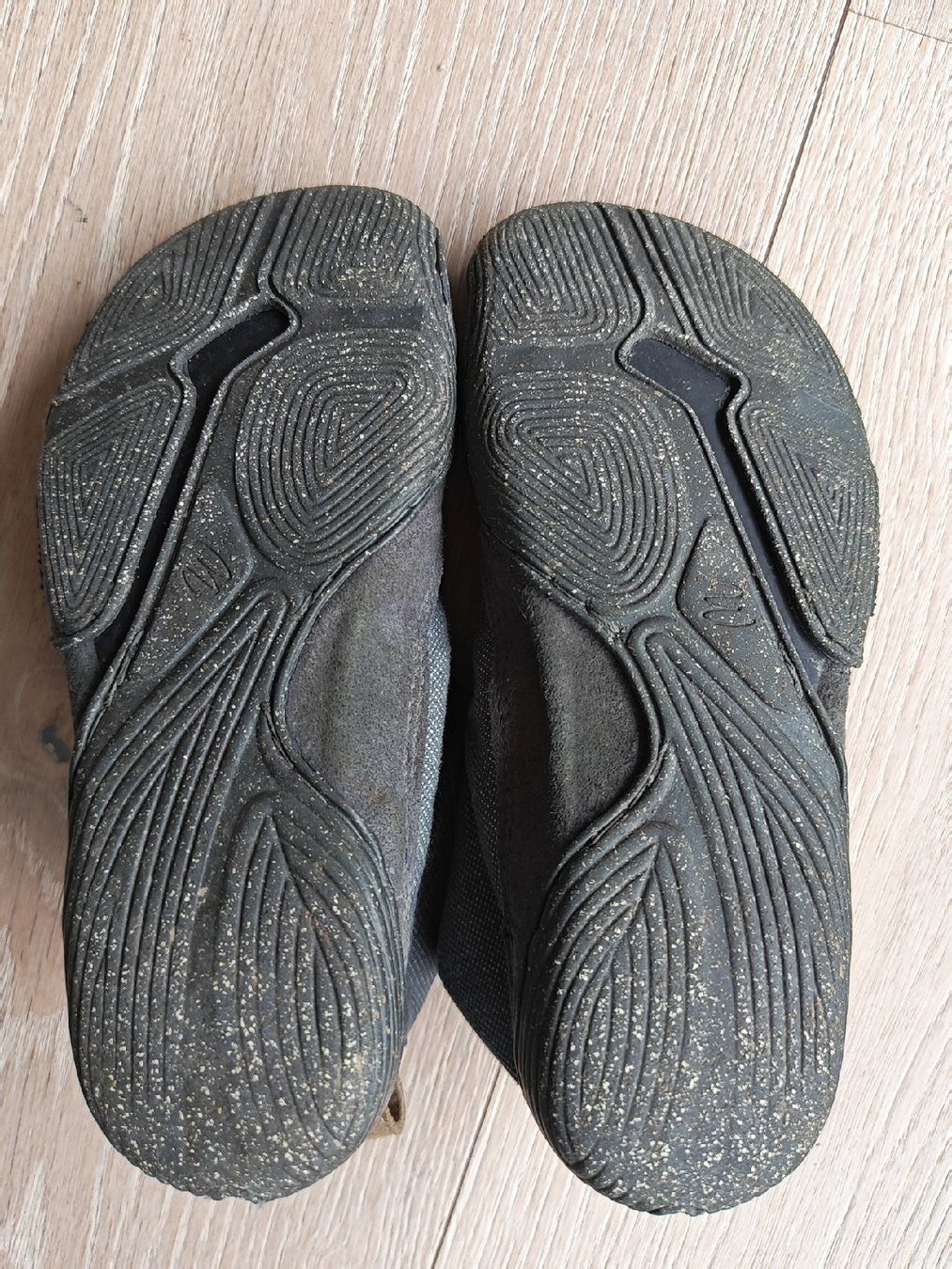 Wildling Schuhe für Jungen: Wildling Barfusschuhe Grösse 27 – Gebraucht aus Neuenegg von Heavy_Crown 3