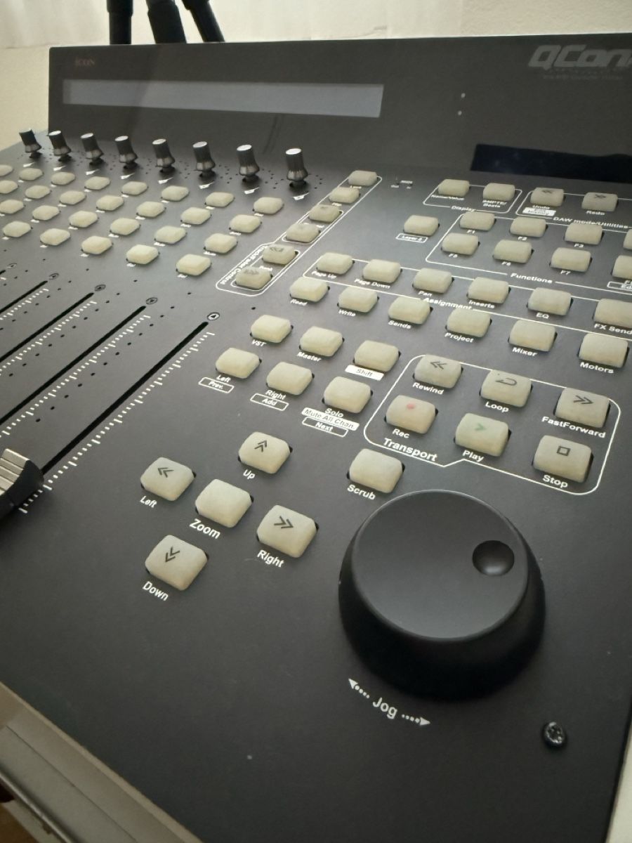 Icon Platines de mixage: Icon Qcon Pro G2 – Neuf (Voir description) à Obbürgen par Arkasha-Hitech 1