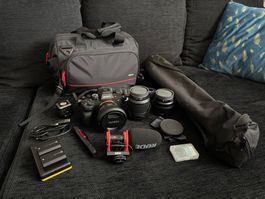 Sony Alpha 7 IV Komplett-Set inkl. 3 Objektiven & Zubehör