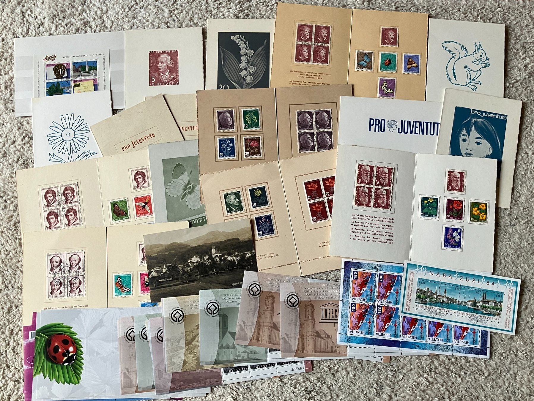 Tutti i francobolli: Briefmarken-Box mit verschiedenem Inhalt: AKs, Kleinbogen .. – Usato da Eschlikon TG venduto da PhilCon 6