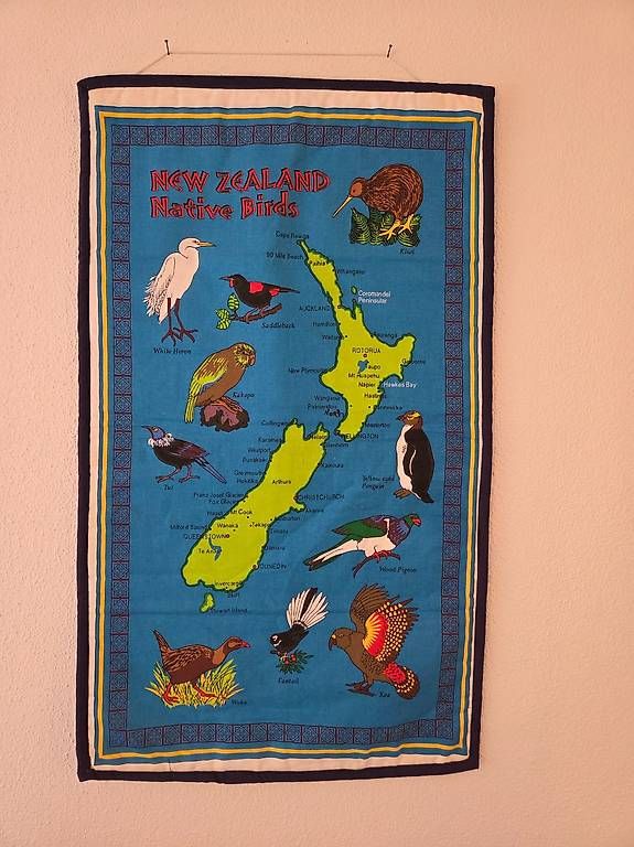 Poster & Bilder: Wandbild (Baumwolle) Neuseeland mit einheimischen Vogelarten – Gebraucht aus Ennetbürgen von Riwemogmbh