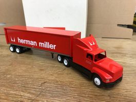US TRUCK/SEMITRAILER 1/64 von WINROSS
