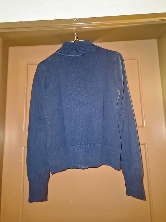 Giacche: Cardigan donna blu con zip e collo alto – Usato da Bellinzona venduto da ali_j8kj 1