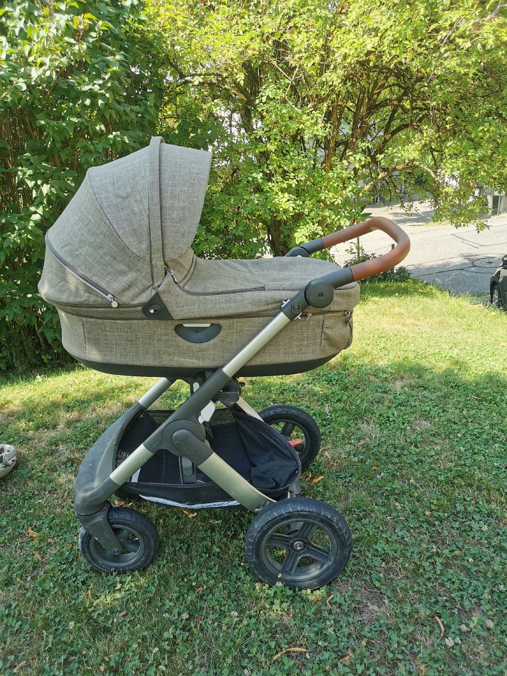 Stokke Kinderwagen: Stokke Cruise Kinderwagen mit vielen Komponenten. – Gebraucht aus Lohn-Ammannsegg von Egge5