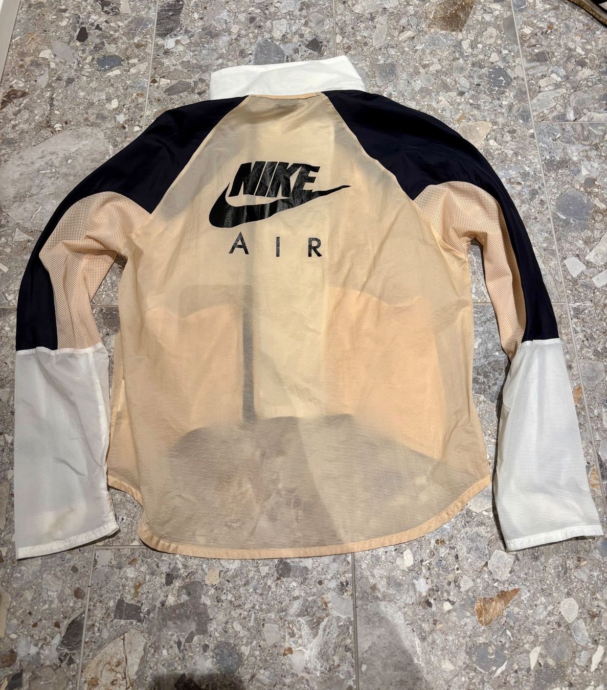 Nike Giacche: Nike Air , Laufjacke Gr. S – Usato da Bern venduto da Anis89 1