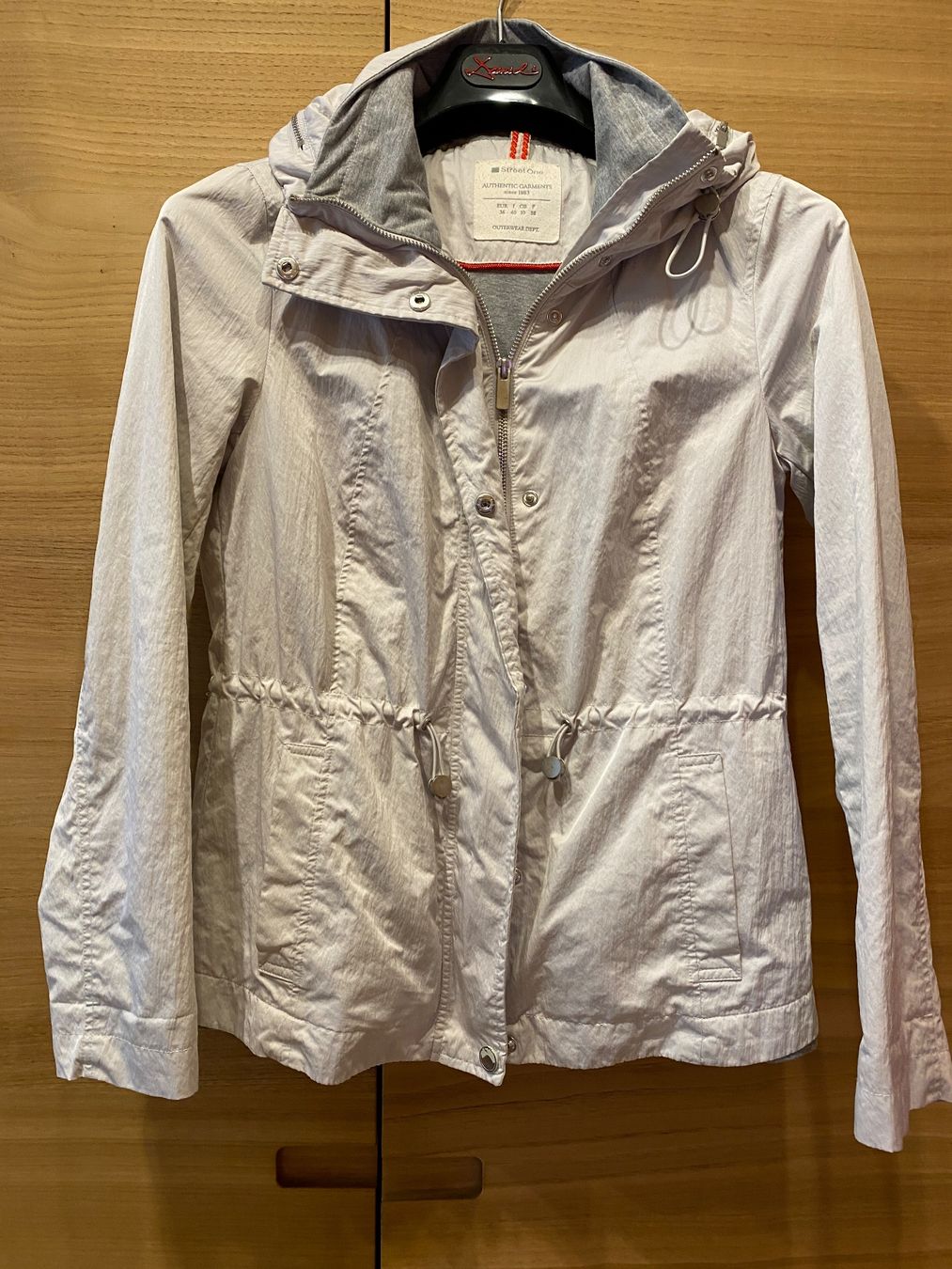 Giacche: Jacke Street One Gr. 36 mit Kapuze – Usato da Schwarzenbach SG venduto da roto06