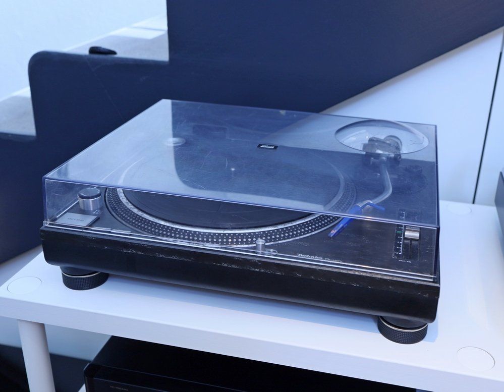 Technics Tourne-disques: Technics SL1210 MK2 – D'occasion à Luzern par Hifipro 3