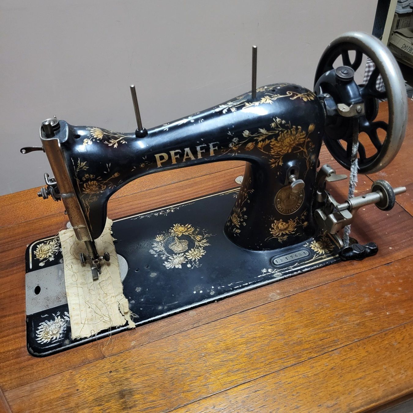Pfaff Machines à coudre: Nähmaschine Antik – D'occasion à Winterthur par mar_5hf6