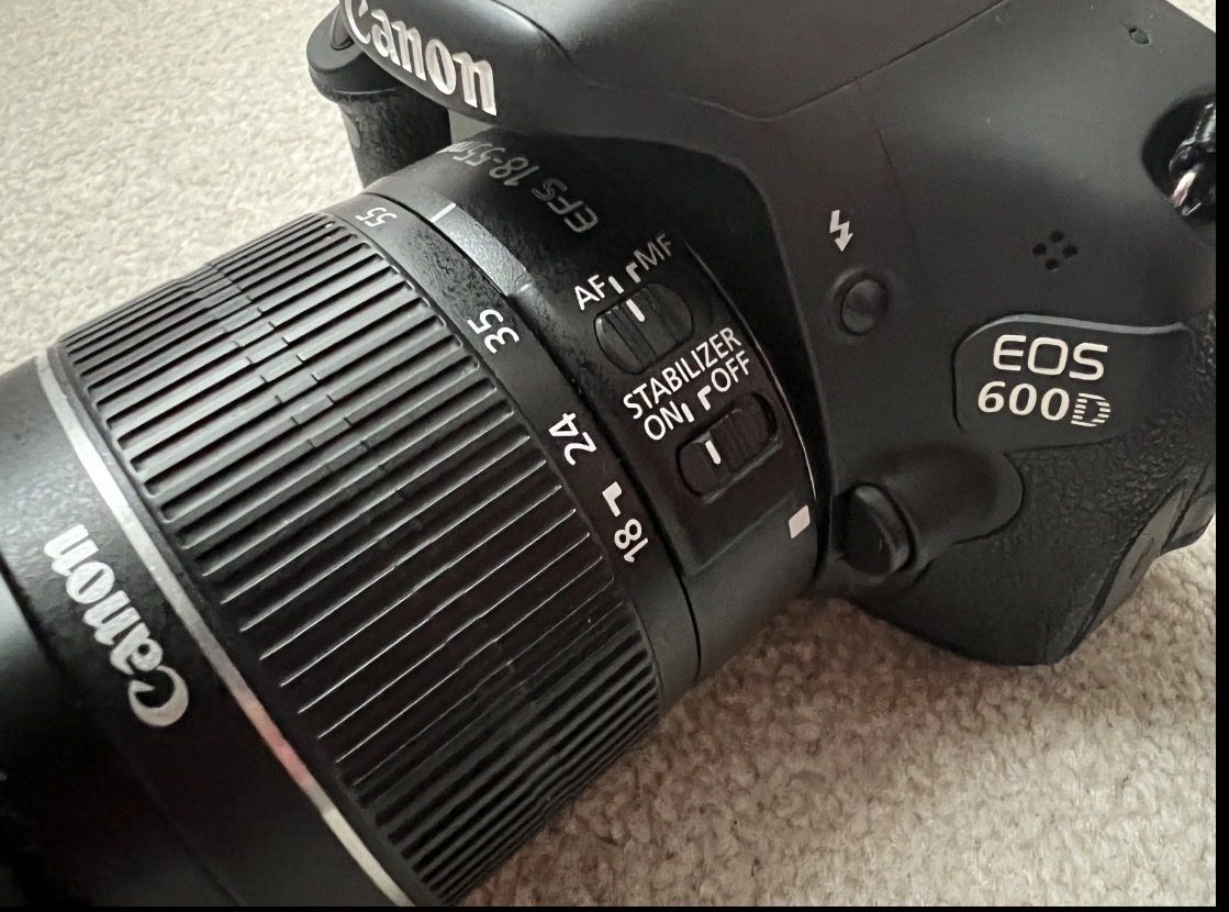 Canon Fotocamera: Canon EOS 600D Spiegelreflexkamera + 18-55mm Objektiv – Usato da Ebnat-Kappel venduto da Danyhardy 3