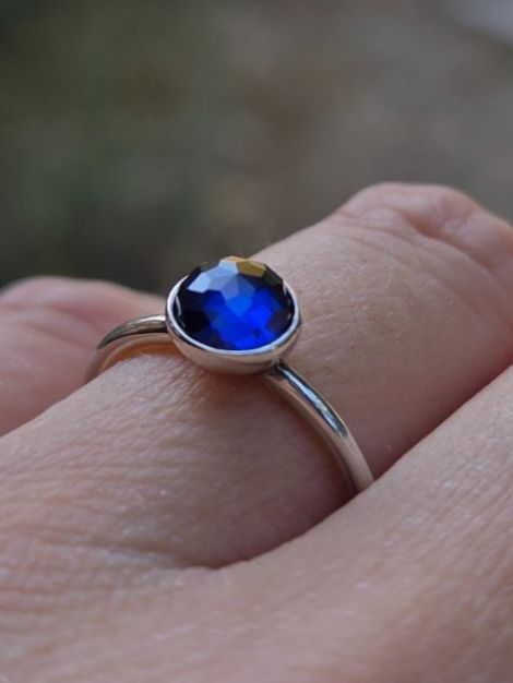 Pandora Anelli: Pandora Ring Gr. 50, Droplet Blau – Usato da Fislisbach venduto da Maieriisli25