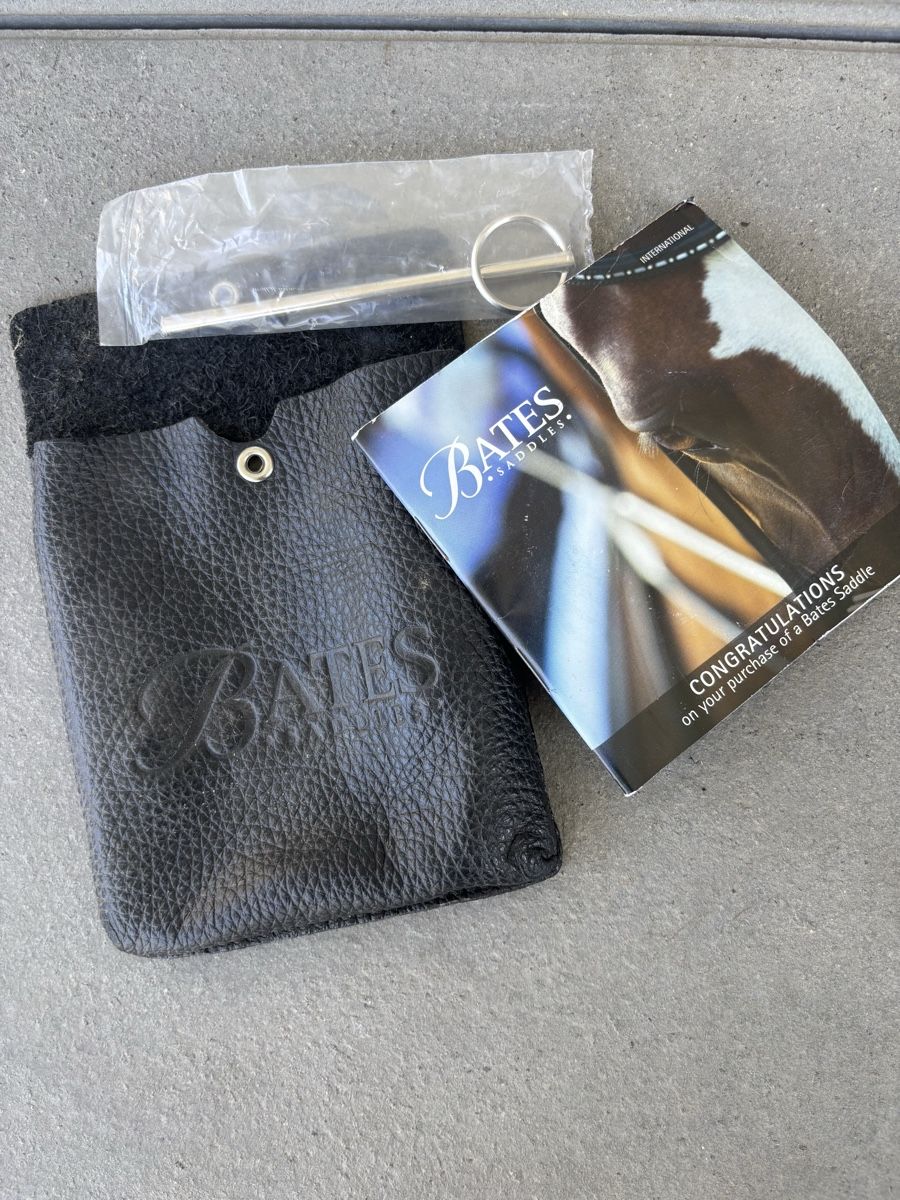 Selles, accessoires: Bates Sattel  – D'occasion à Escholzmatt par Princess112 3