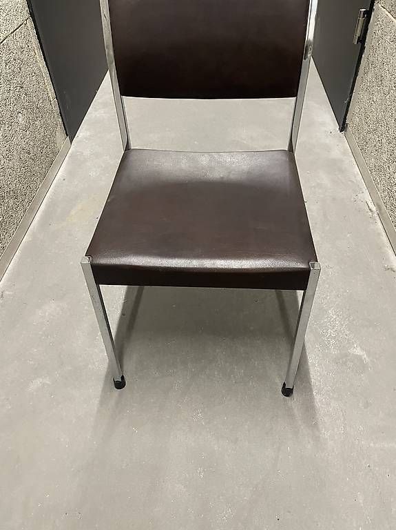Chaises: Stühle  – D'occasion à Zürich par suz01