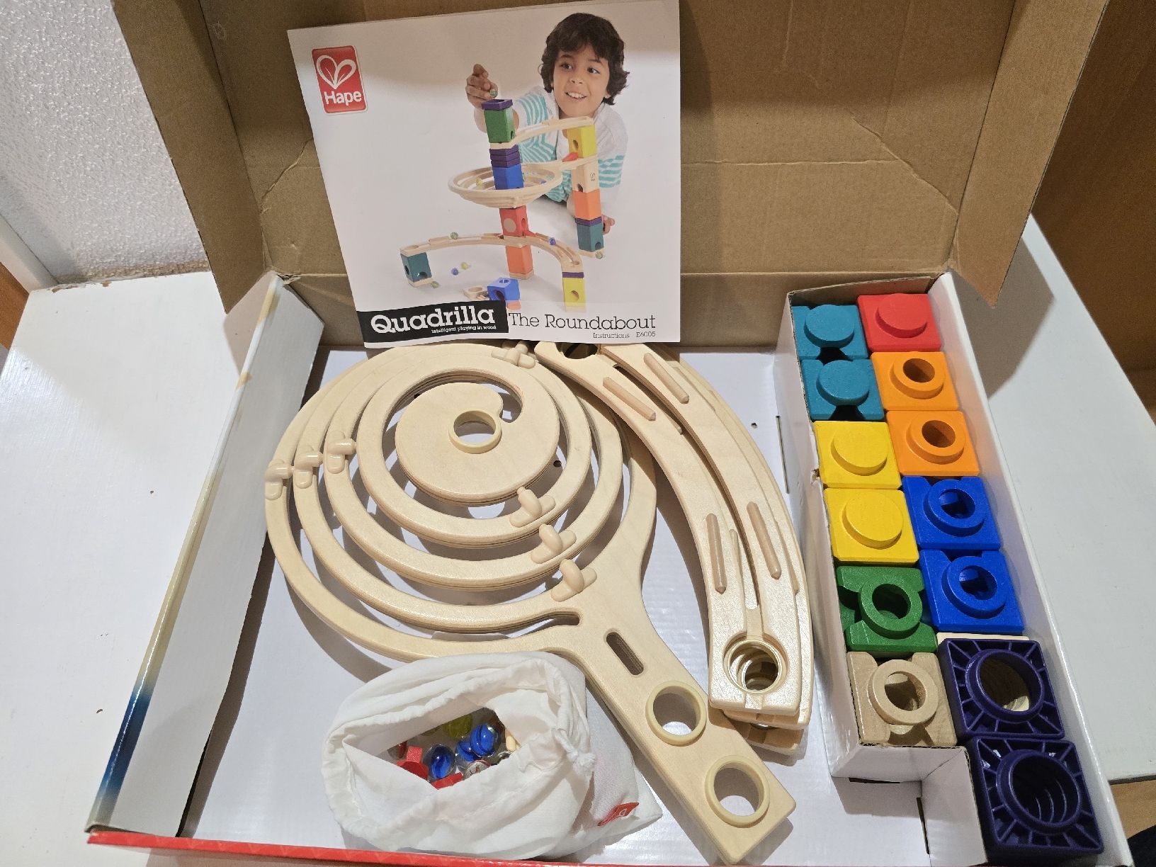 Hape Spielzeuge: Hape Kugelbahn The Roundabout Murmelbahn – Gebraucht aus Schlatt TG von Andis3 2