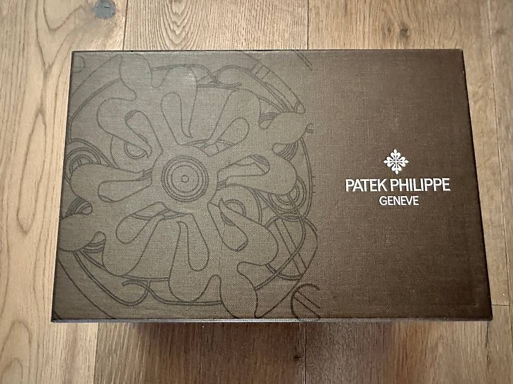 Patek Philippe Uhrenboxen: Patek Philippe Uhrenbox – Gebraucht aus Lugano von dim_kyv9