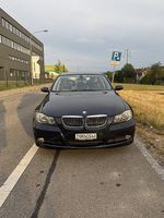BMW 325xi - Frisch ab MFK und unfallfrei