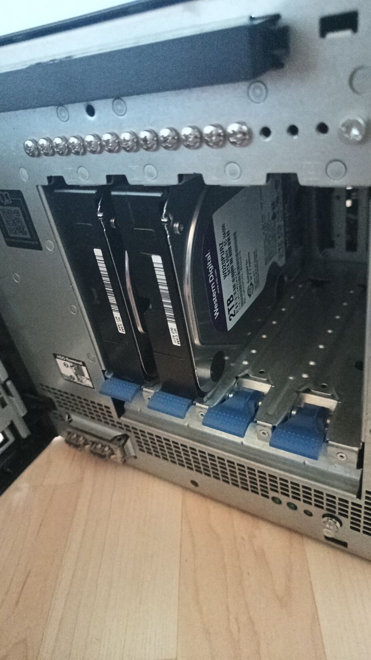 Hewlett Packard Server: HP Micro Server Gen10 – Usato da Stüsslingen venduto da miichii_91 1