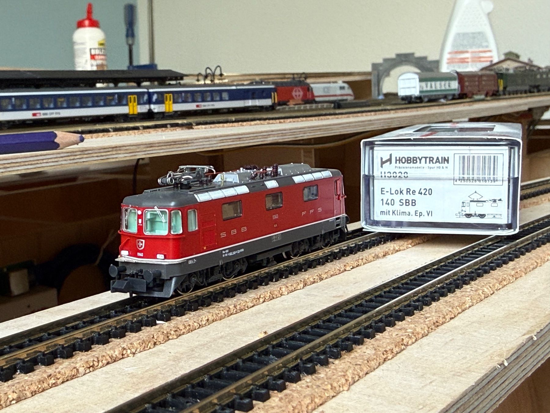 Hobbytrain Modelleisenbahnen: Hobbytrain SBB Re 4/4 Spur N – Neu (gemäss Beschreibung) aus Ebikon von luk_v2yt