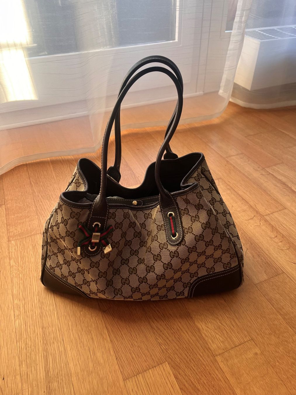 Gucci Borse da donna: Gucci Bag – Usato da Schlieren venduto da sim_zp5y 1