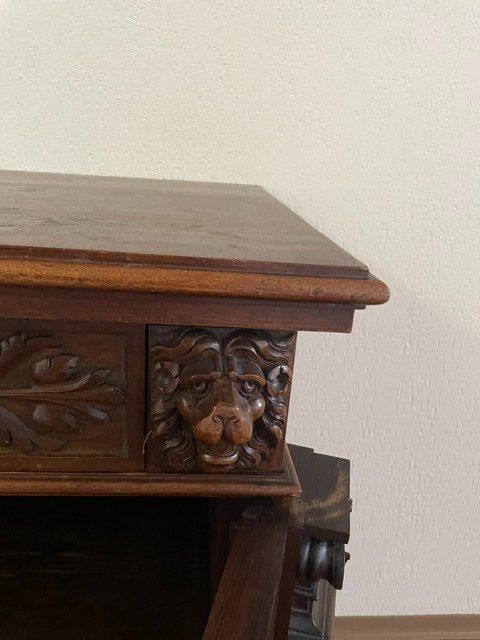 Cassettiere: dekorative geschnitzte Kommode aus Massivholz – Usato da Windisch venduto da wolfika 5