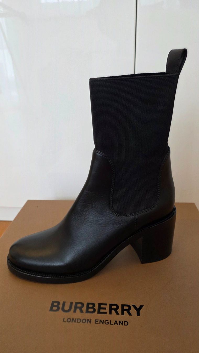 Burberry Scarpe da donna: Burberry Ankle Boot Heel 70 - UNGETRAGEN – Nuovo e nell'imballaggio originale da Goldau venduto da Lyne_304 2