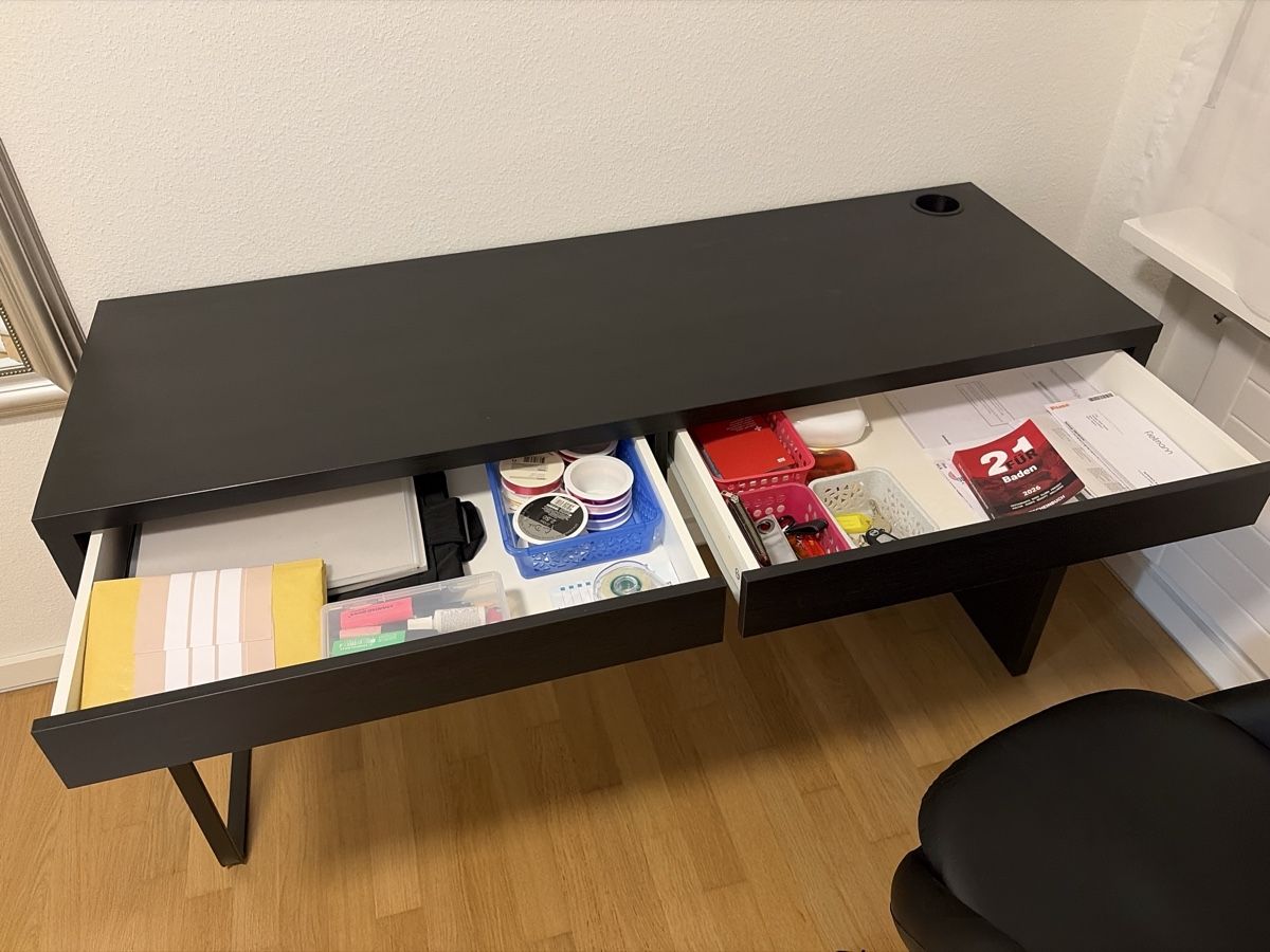 Bureaux: Bürotisch inkl. Stuhl – D'occasion à Oberwil-Lieli par vanerahel_ 2