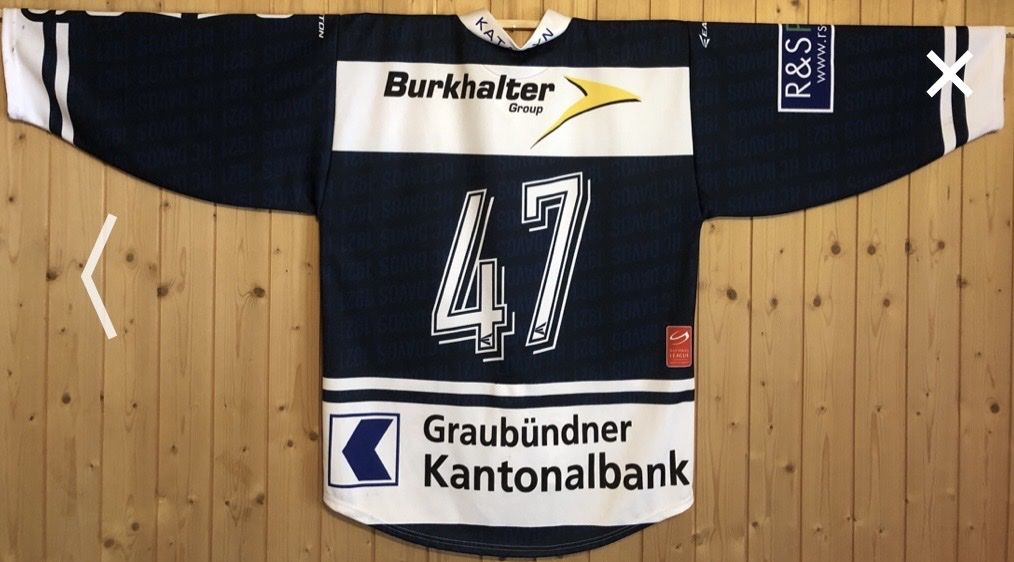 Leibchen & Hosen: HCD Trikot – Gebraucht aus Davos Platz von sharkflash2 1