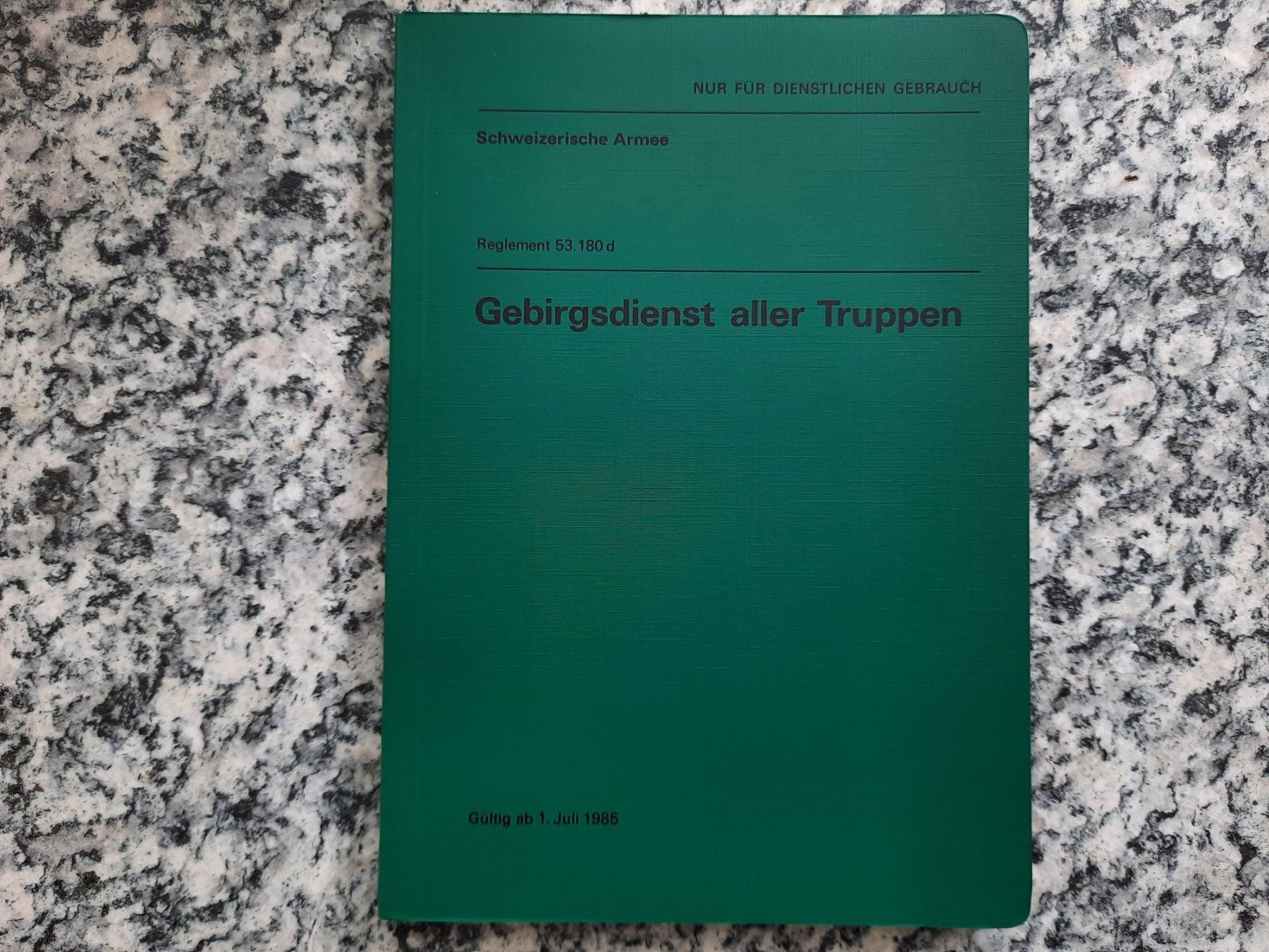 Libri: Gebirgsdienst aller Truppen – Usato da Ruswil venduto da Sammlergeist