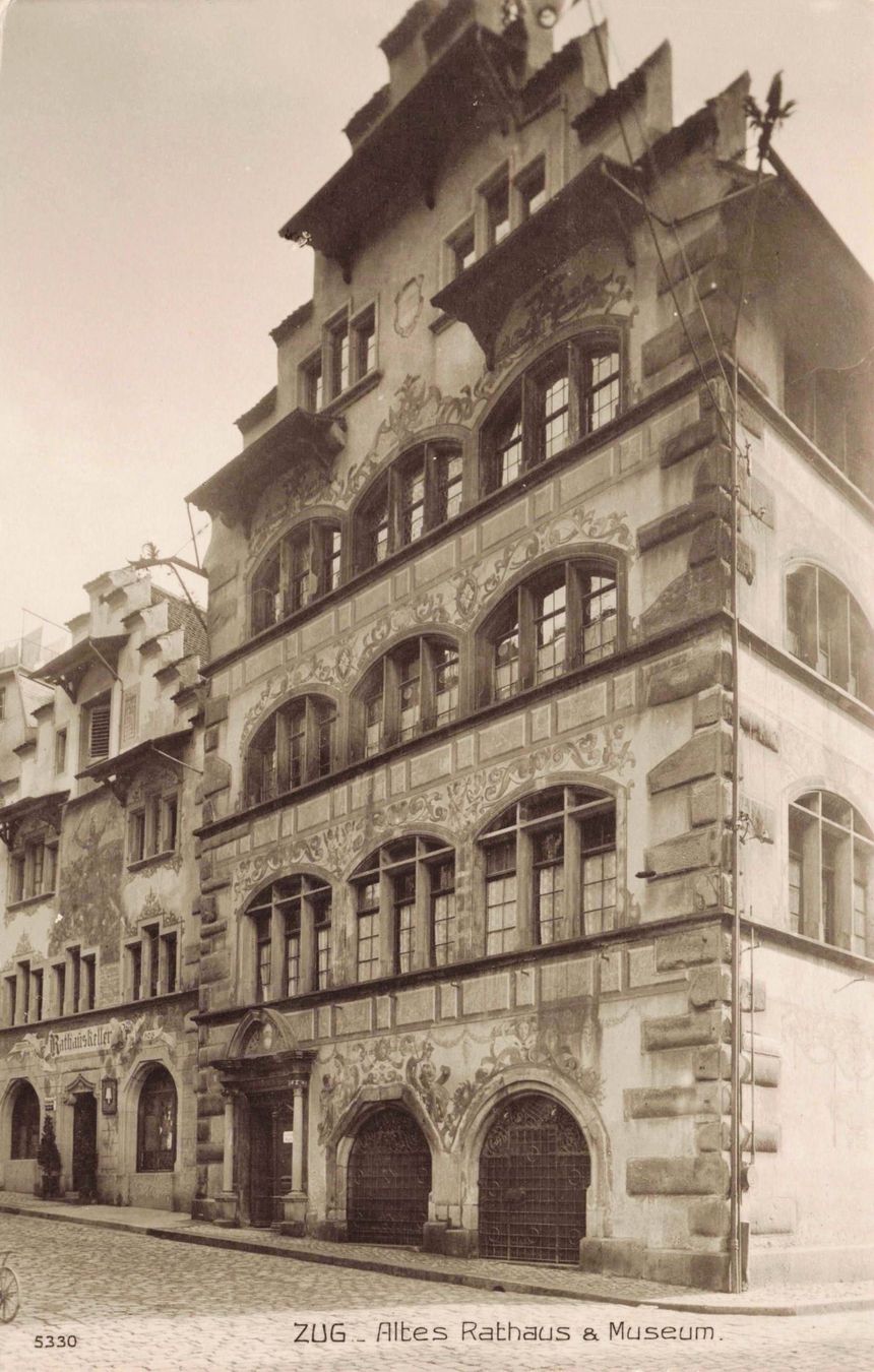 Cartoline postali: Zug altes Rathaus e Museum – Usato da Biasca venduto da Blenio71
