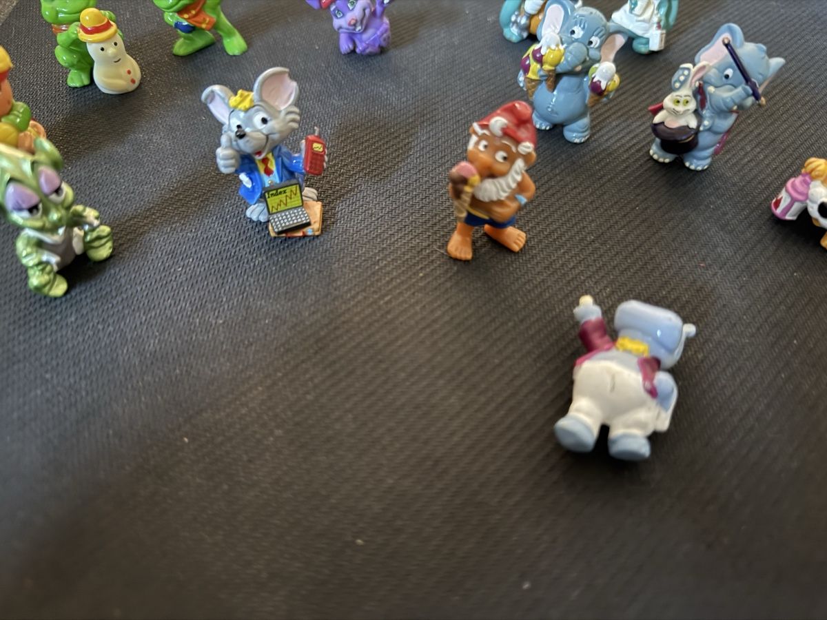 Statuette: Lot - Kinder Surprise – Usato da Uvrier venduto da sauma85 3