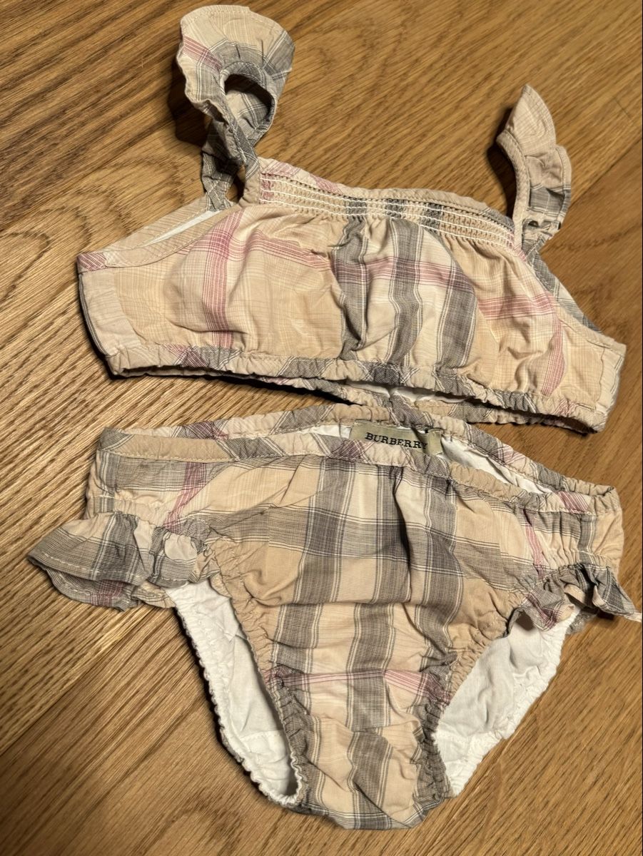 Burberry Costumi da bagno: Burberry Baby-bikini Gr. 18M/86 – Usato da Genthod venduto da Tidus04