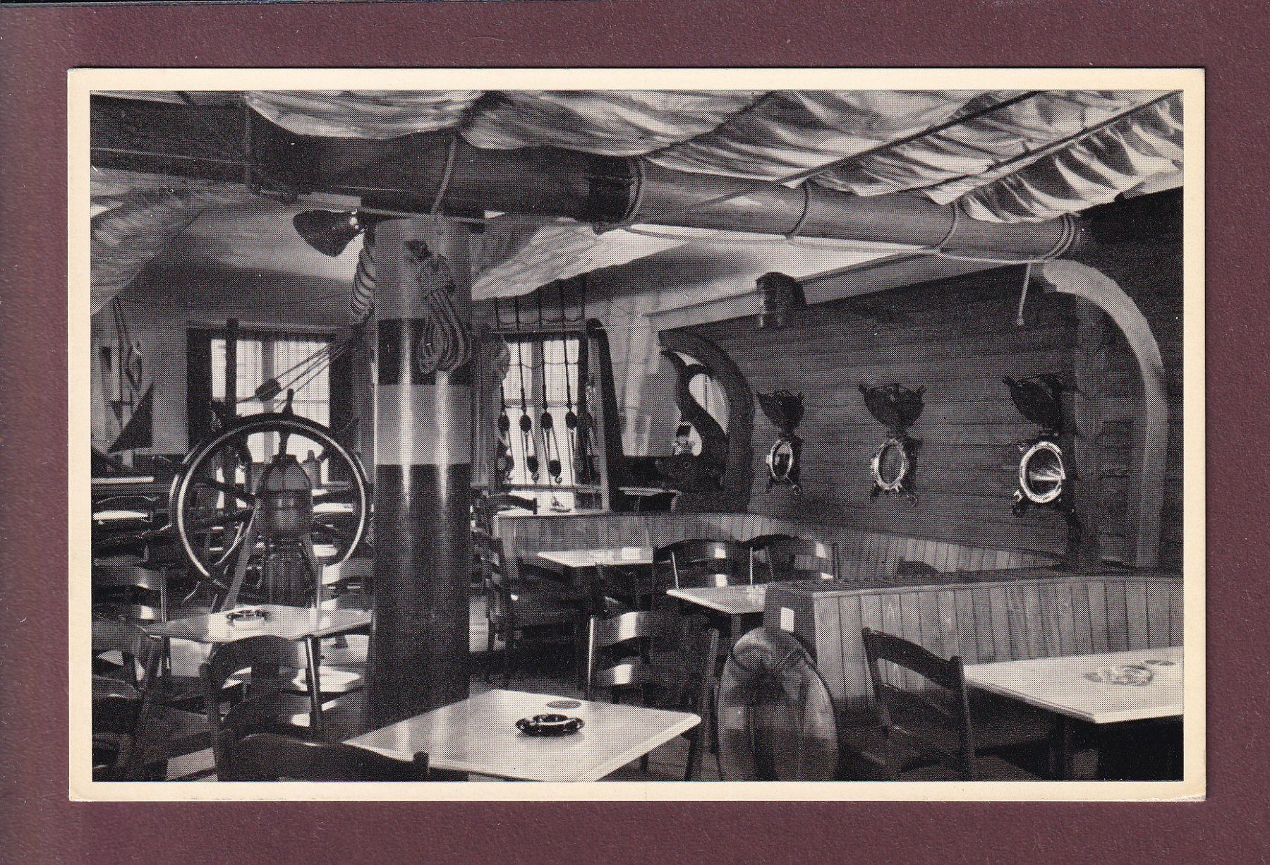 Cartoline postali: BASEL - Hotel Hecht am Rhein – Usato da Pully venduto da nicecards