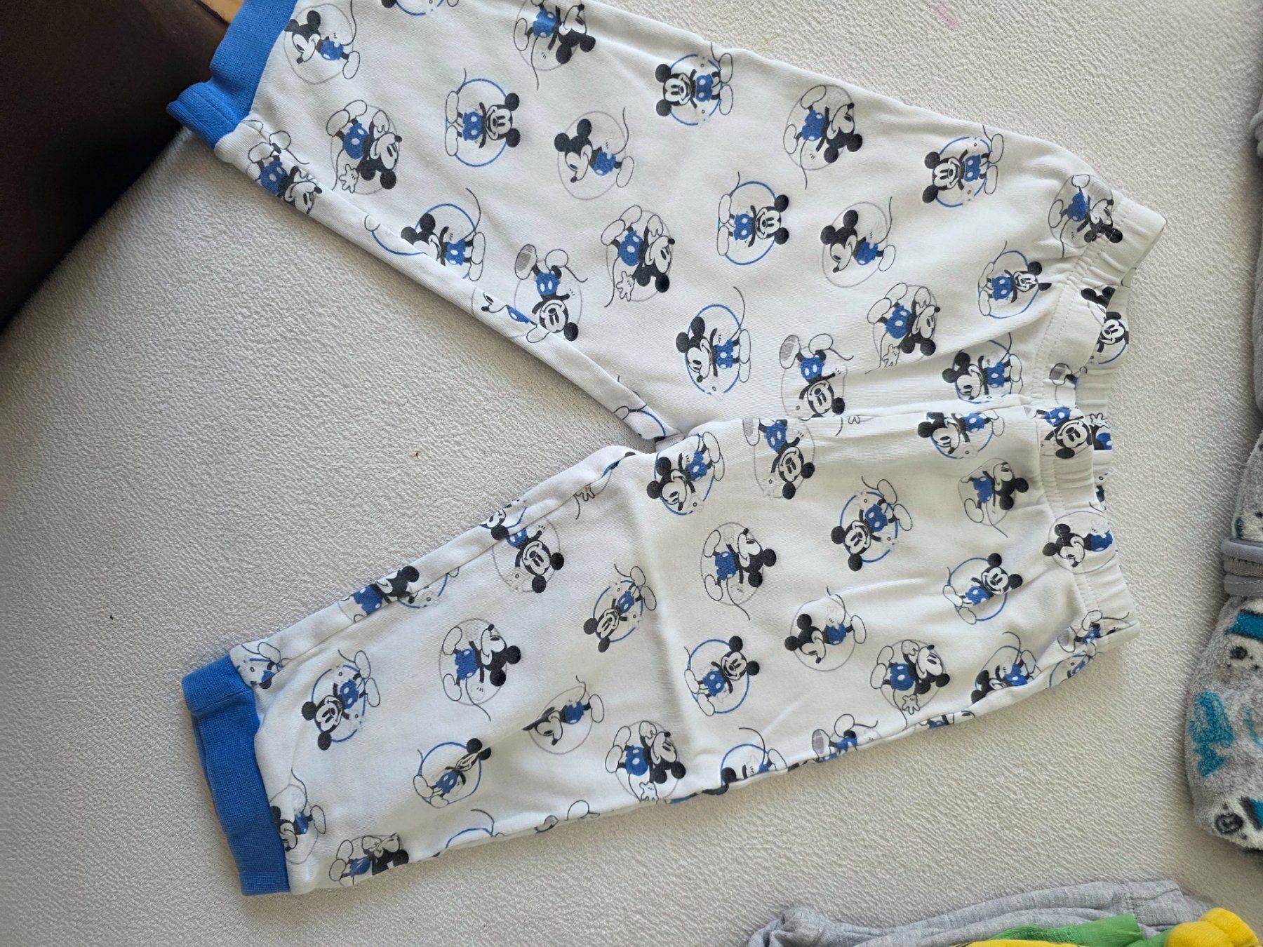 Lotti & Set di vestiti: Kinder Kleiderpaket in der Grösse 86. – Usato da Tann venduto da Gyzer6 5