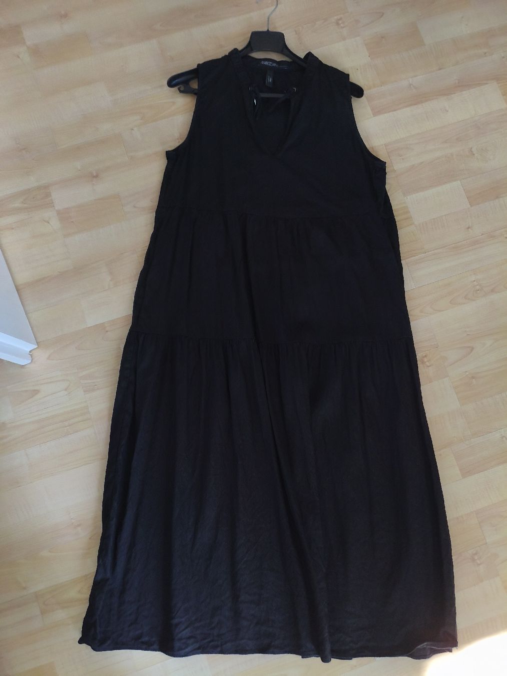 Marc Cain Kleider: Marc Cain Kleid schwarz ärmellos – Gebraucht aus Rieden AG von JNBRCH