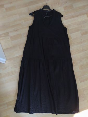 Marc Cain Kleid schwarz ärmellos