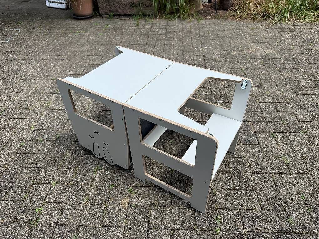 Seggioloni: Lernturm mit Tafel und Sitztisch – Usato da Zürich venduto da tom_m9qb 2