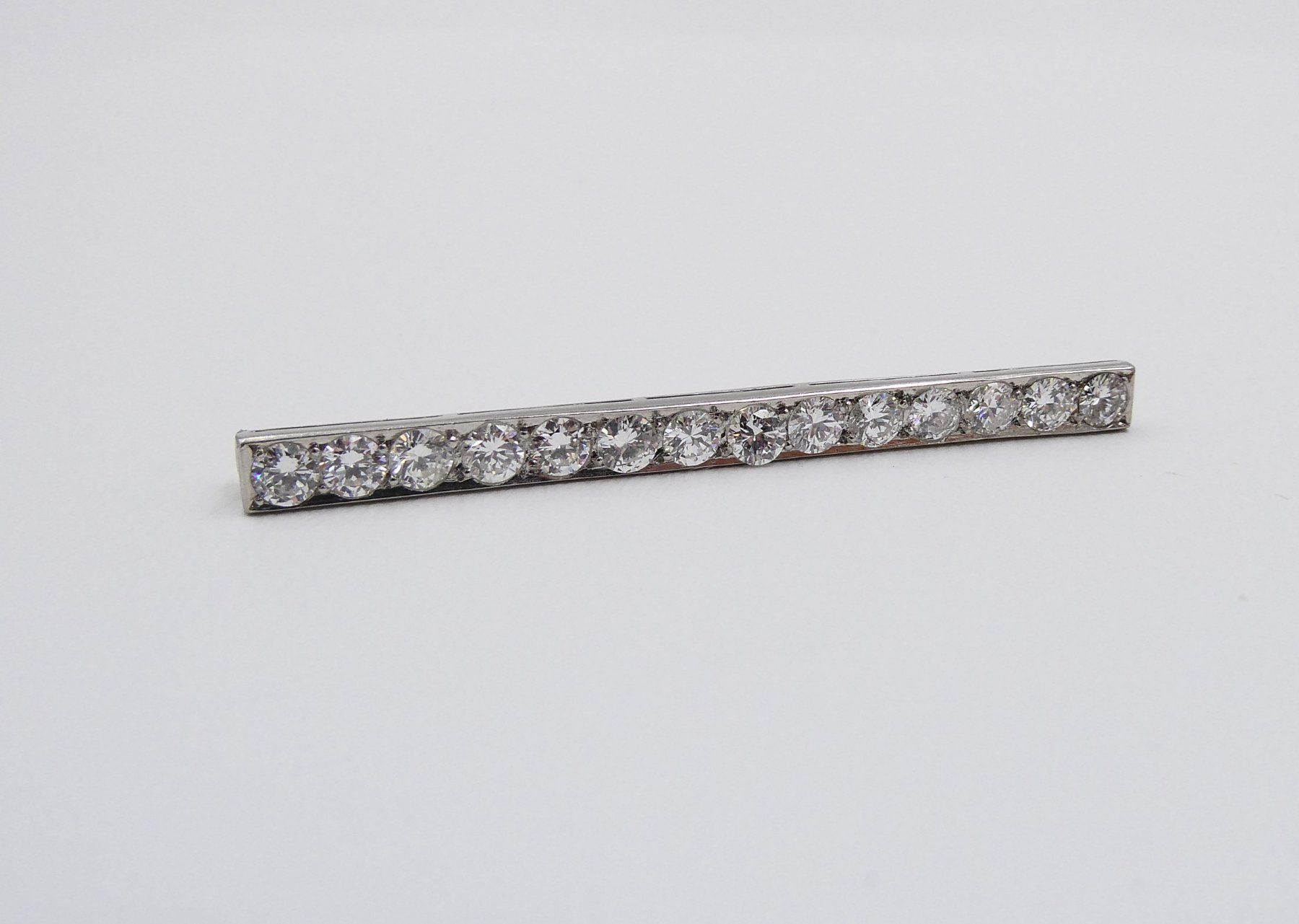 Spille & Fermagli: DIAMANT BROSCHE IN 950 PLATIN – Usato da Luzern venduto da EdiGem