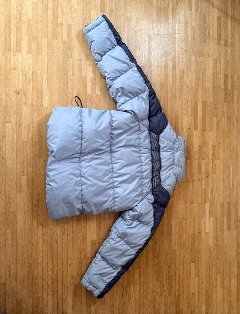 Nike Giacche: Nike Vintage Puffer Jacket – Usato da Gümligen venduto da Reist_Atelier 1