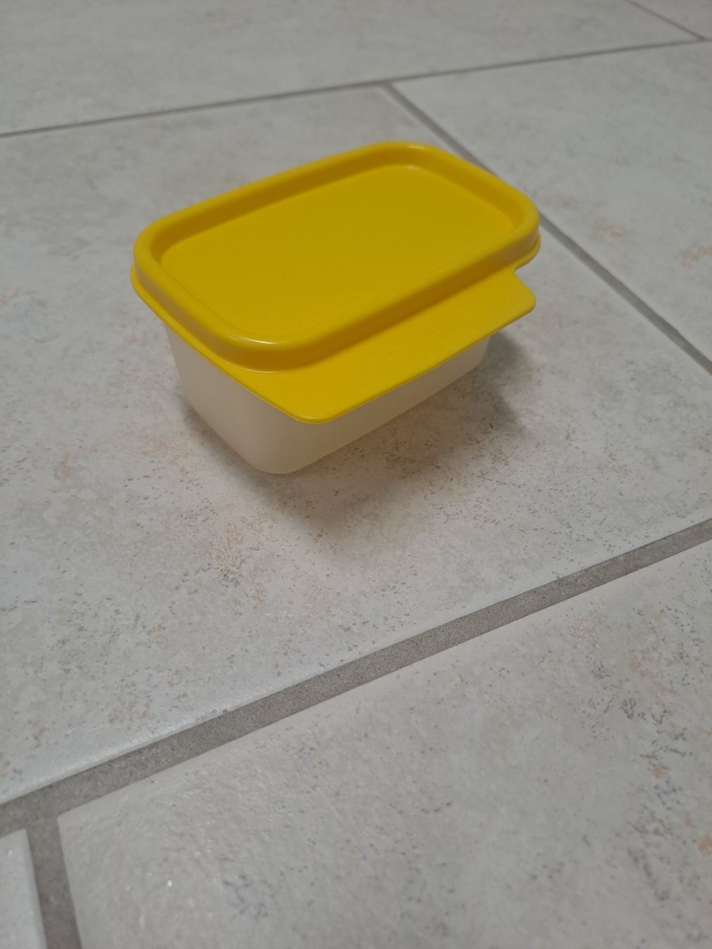 Tupperware Behälter & Ähnliches: Böxli Tupperware – Neu (gemäss Beschreibung) aus Wohlenschwil von lin_vx8g