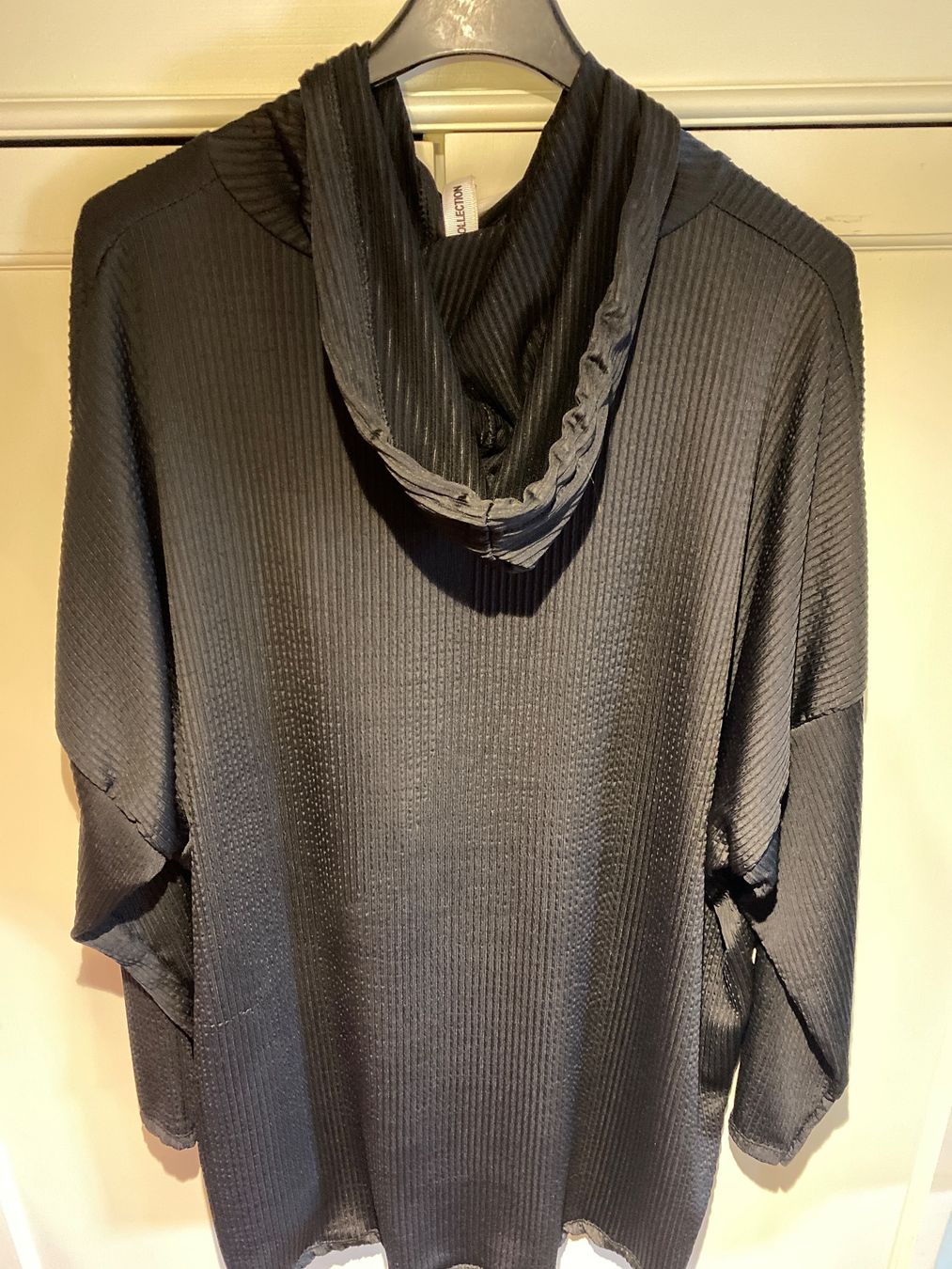 Maglioni & Felpe: DAMEN PULLOVER-LEICHT MIT KAPUZE – Nuovo e nell'imballaggio originale da Meienried venduto da ManuelaBoutique 5