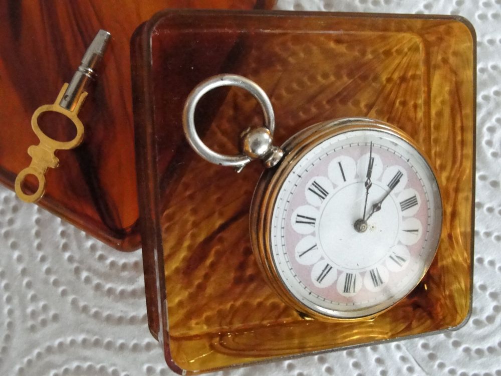 Montre De Poche En Argent Massif - Avec Sa Clé, Mécanique Manuelle, Occasion Vintage
