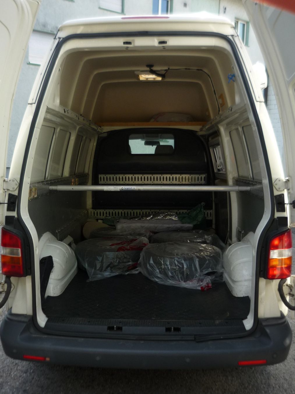 VW Veicoli commerciali: VW T5 Hochdach 4Motion – Difettoso da Kerzers venduto da ernst1234 6